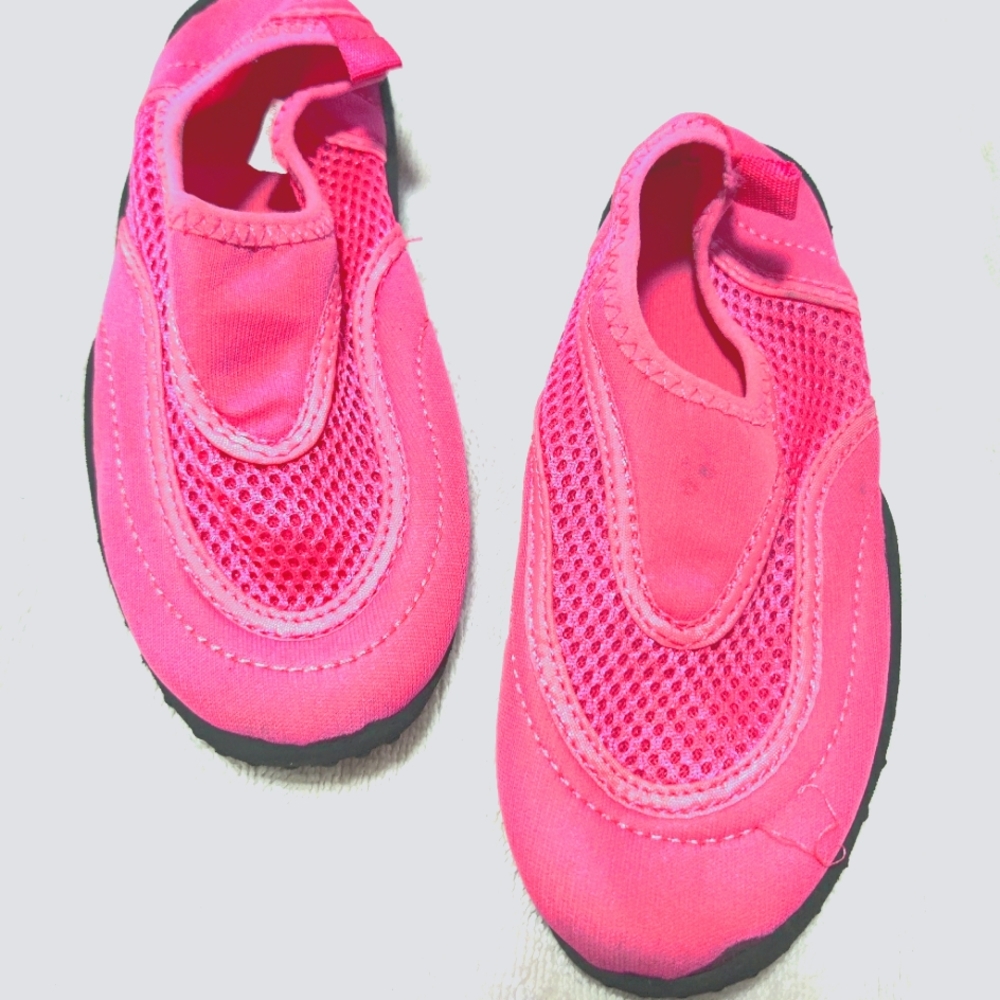 Girls swim  shoes